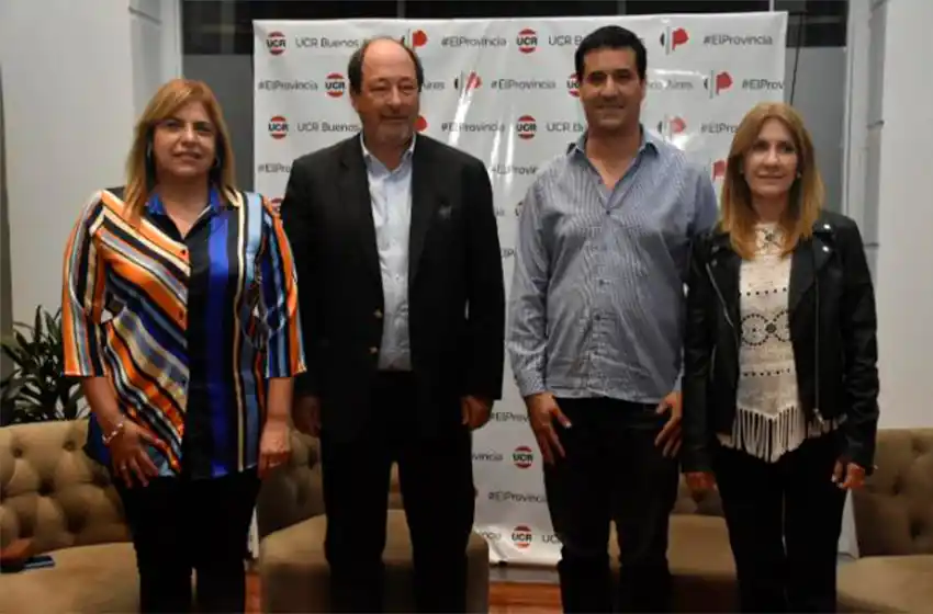 Sanz y Abad encabezaron un encuentro con legisladores de la UCR