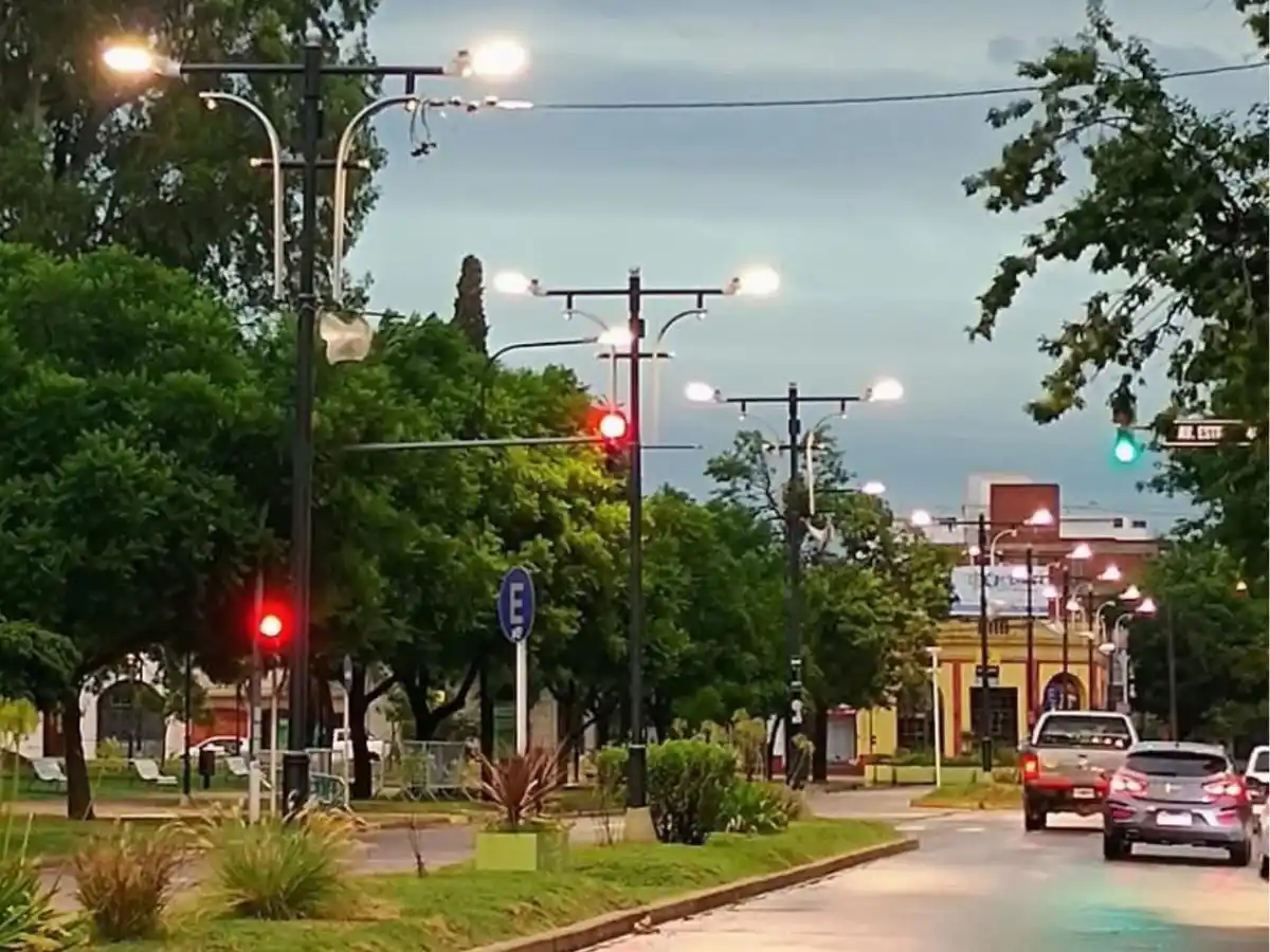 Con alertas amarillo y naranja, la región tendrá sucesivas jornadas de lluvias / crédito FM Dale