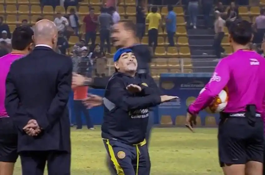La Liga MX se cansó de las quejas de Maradona hacia los árbitros