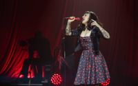 Mon Laferte aterriza en la Argentina para un show el 4 de noviembre