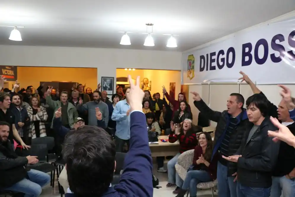 Cerca de los 25 puntos, el FPV celebró con cautela 