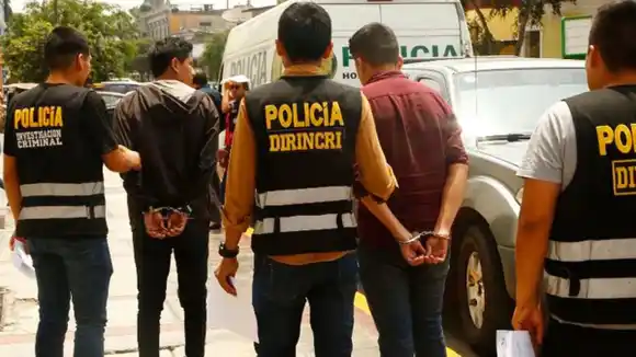 En incursión en búnker en Lima capturaron a 39 personas presuntamente vinculadas al Tren de Aragua (VIDEO)