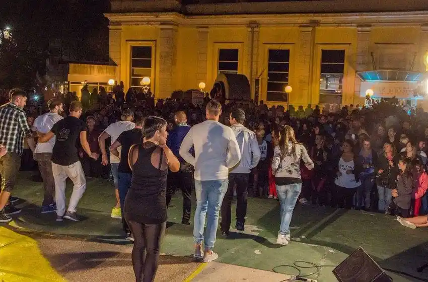 Día de la Salsa: Baile y solidaridad en homenaje a Yesica Parra