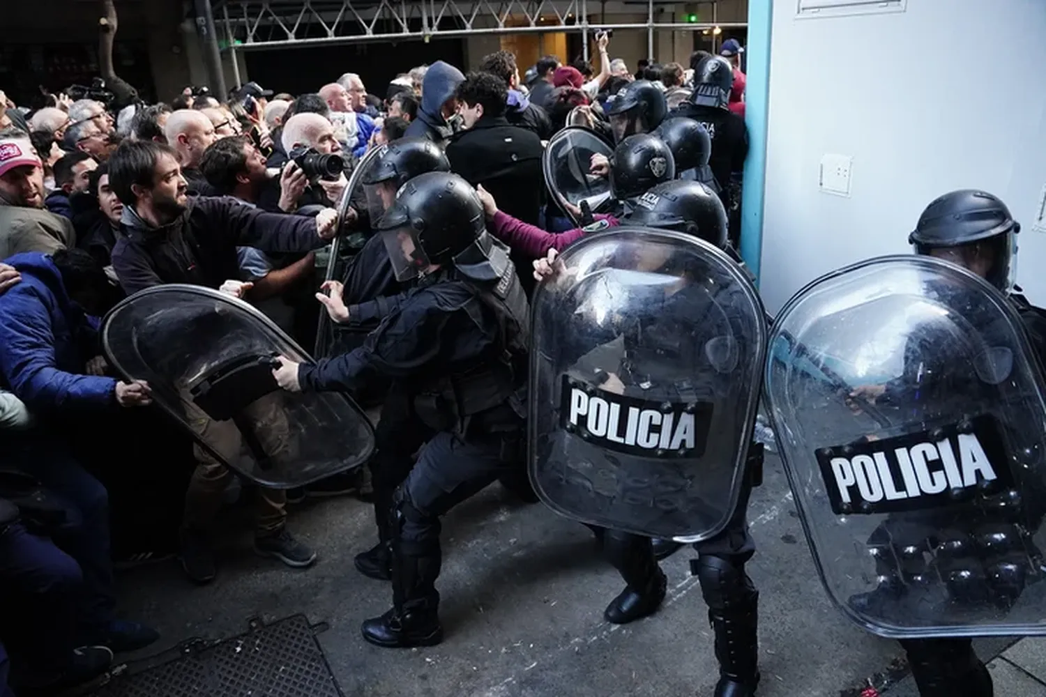 represión