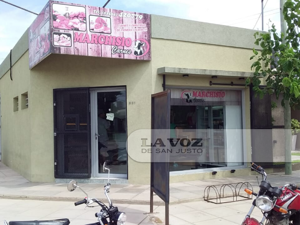 Carnicero redujo a un ladrón y evitó que lo asalten 