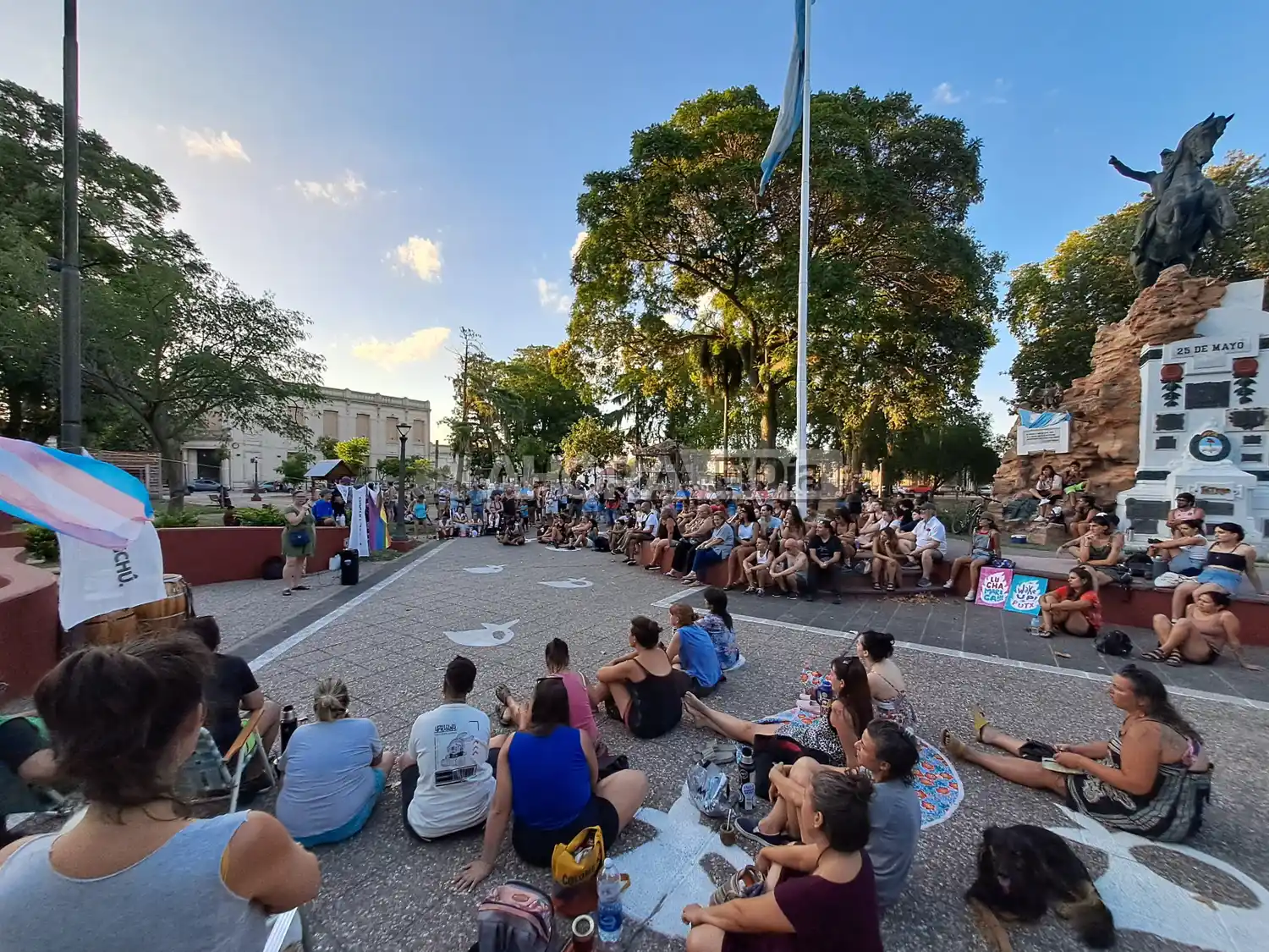 asamblea orgullo gchu antifascista lgbt - 1