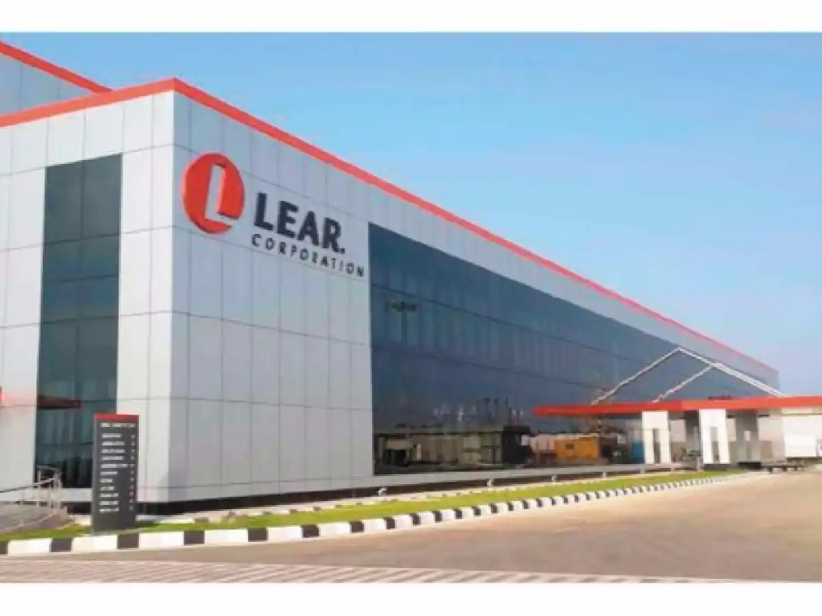 Lear recorta su producción y se alista para una economía que sigue en recesión