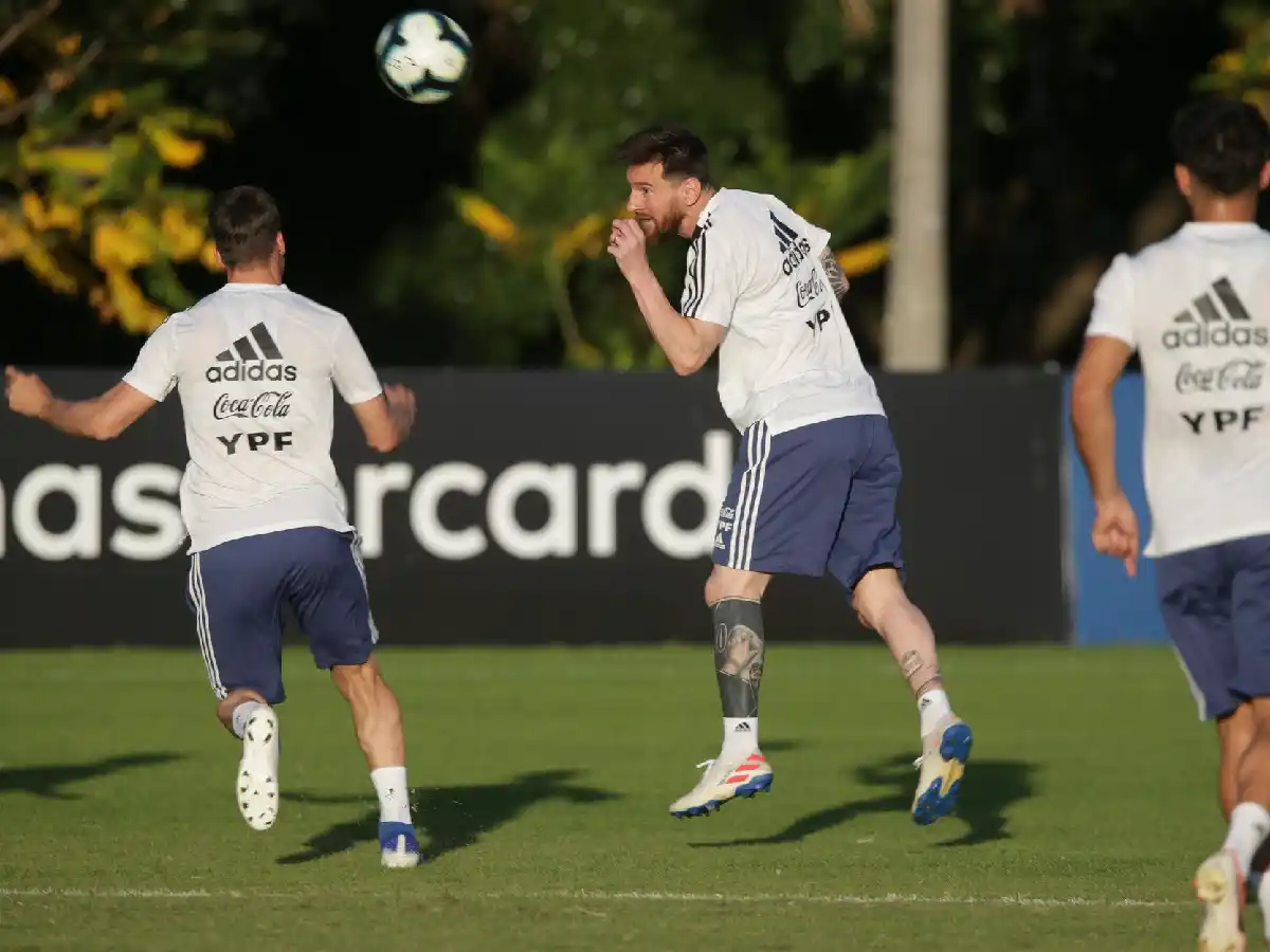 La agitada madrugada de la Selección Argentina