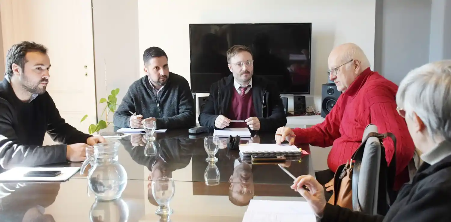 Azcué se reunió con representantes de la Subsecretaría de Ambiente de Nación