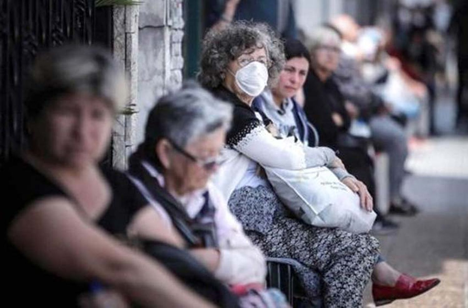 Anses oficializó la suspensión del trámite de la fe de vida