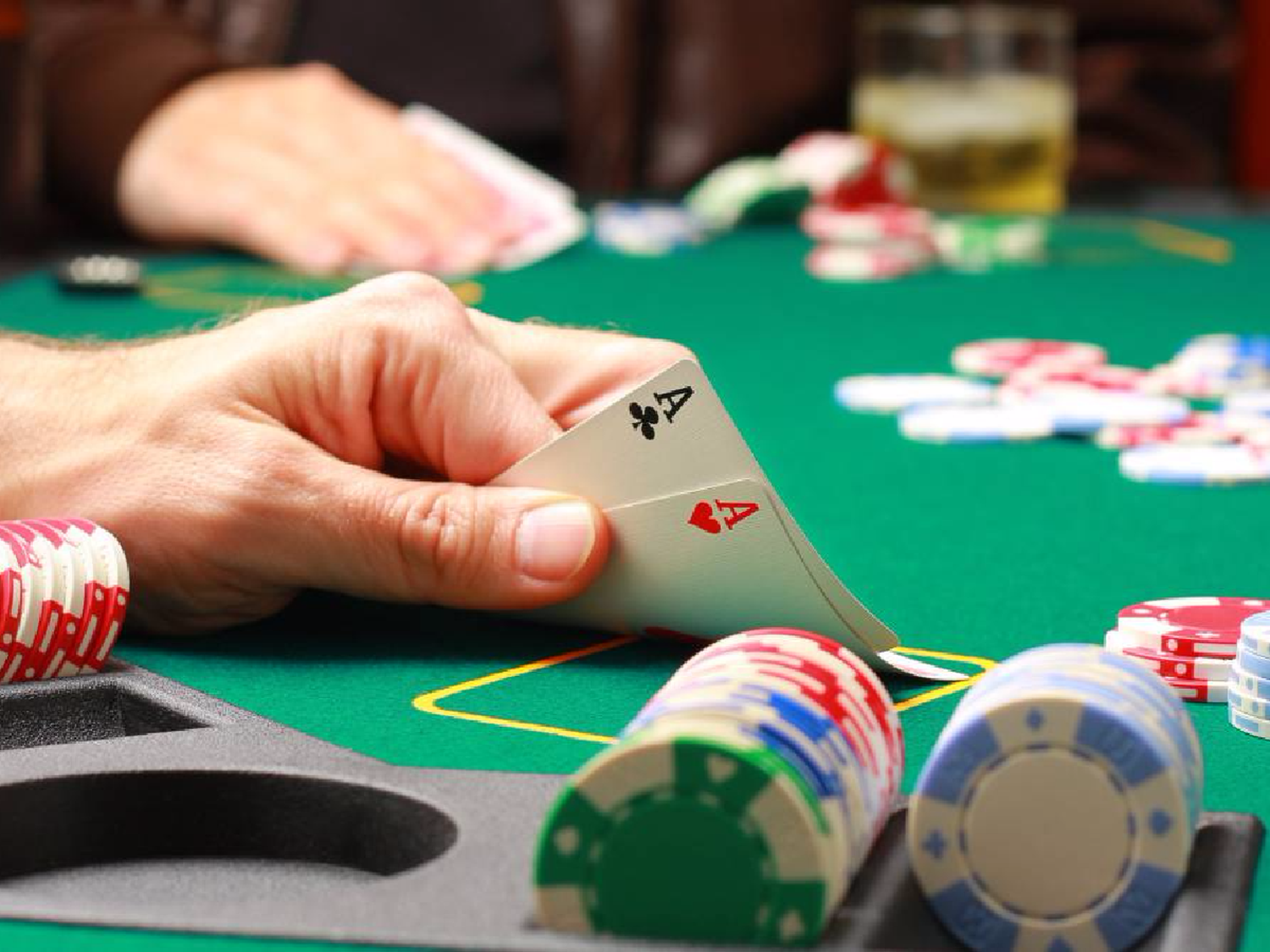 Advierten sobre la relación entre  la adicción al juego y a las sustancias