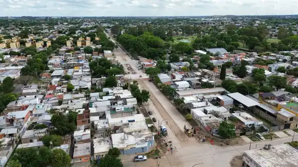 Avanzaron en un 70% las obras para duplicar los carriles en Avenida Rouillón
