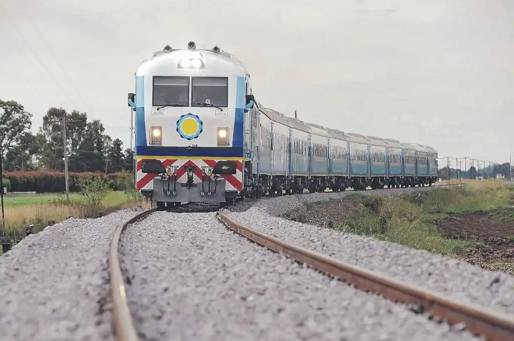 Se lanza un servicio en tren más rápido para el tramo Buenos Aires-Rosario