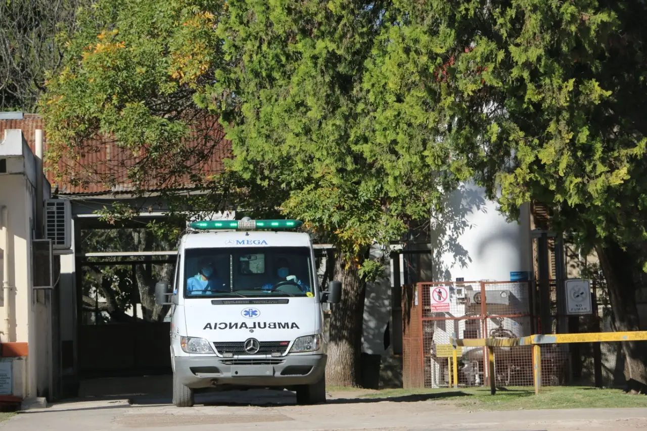 Continúa la merma de contagios y evalúan eliminar los partes diarios de Covid