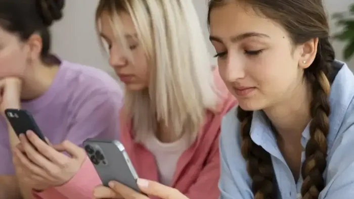 adolescentes redes sociales y celulares - 3