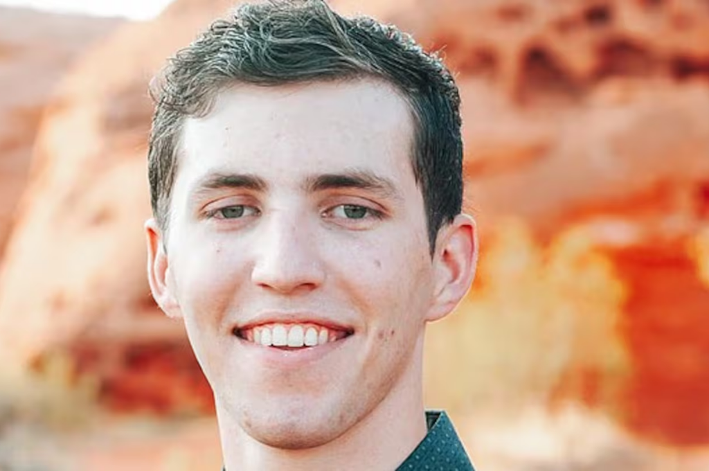 Tyler Robinson es el principal sospechoso de haber asesinado a Charlie Kirk (Foto: Mail Online).