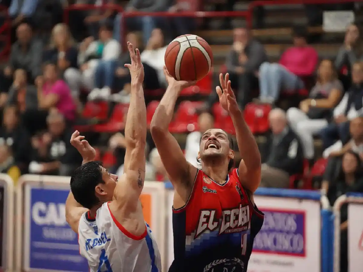 El Ceibo se adelantó en la serie