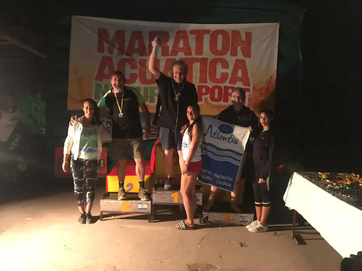  Aimar se subió a lo  más alto del podio  en la Laguna Azul