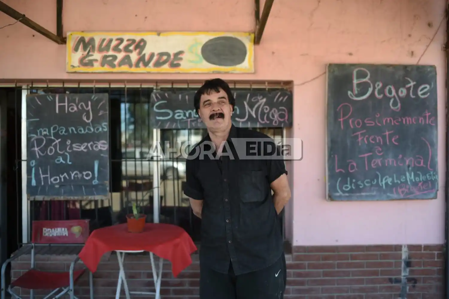 Bigote Zoilo Gonzalez - 1