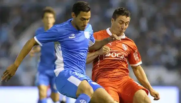 Racing no se puso Colorado y se dio otro gran gusto frente a Independiente
