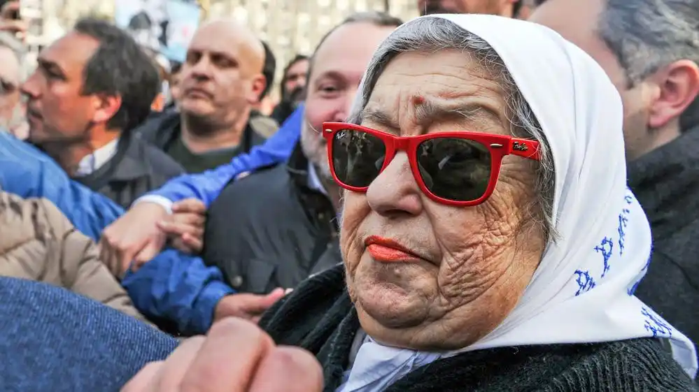 Bonafini: "Me quieren poner presa como a Cristina"