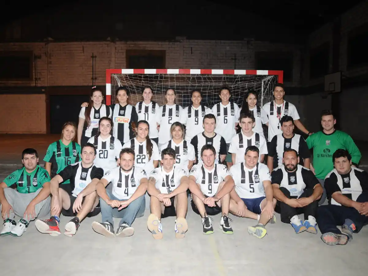 SE JUEGA UN CUADRANGULAR
