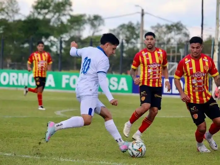 Sol de América recibe a
Juventud Antoniana de Salta