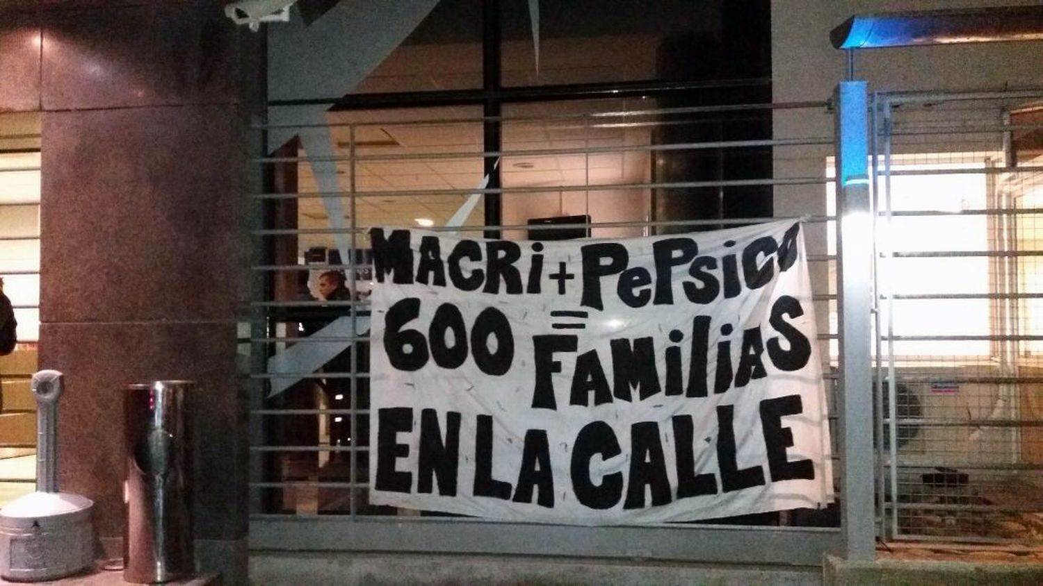 Pepsico: trabajadores bloquearon las entradas de la fábrica en la ciudad