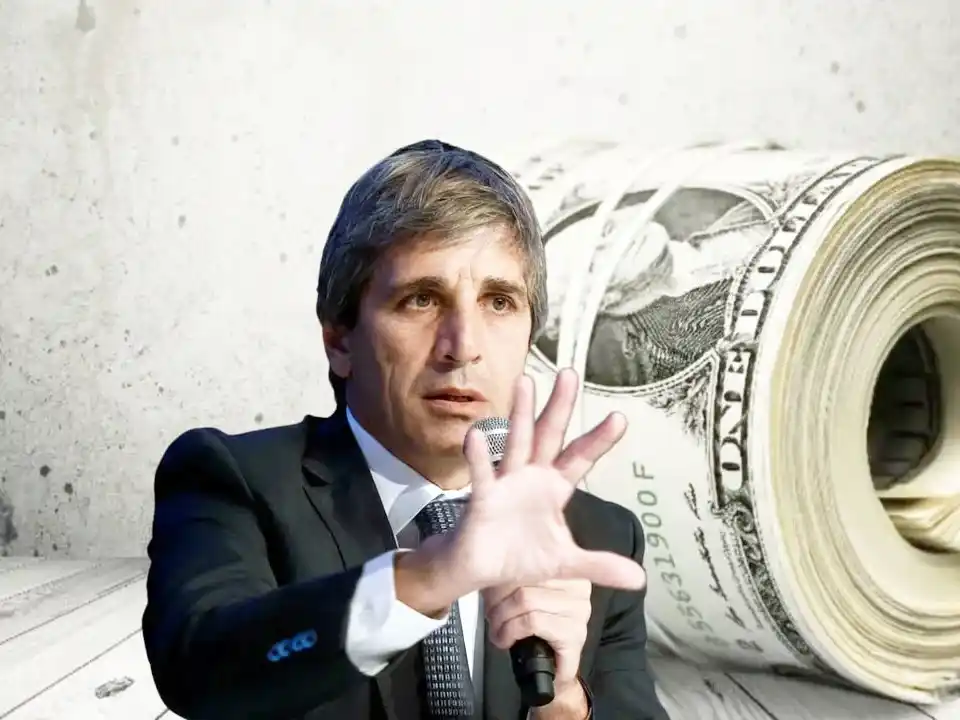 La sangría de US$2.000 millones al mes pone en riesgo el pago de la deuda