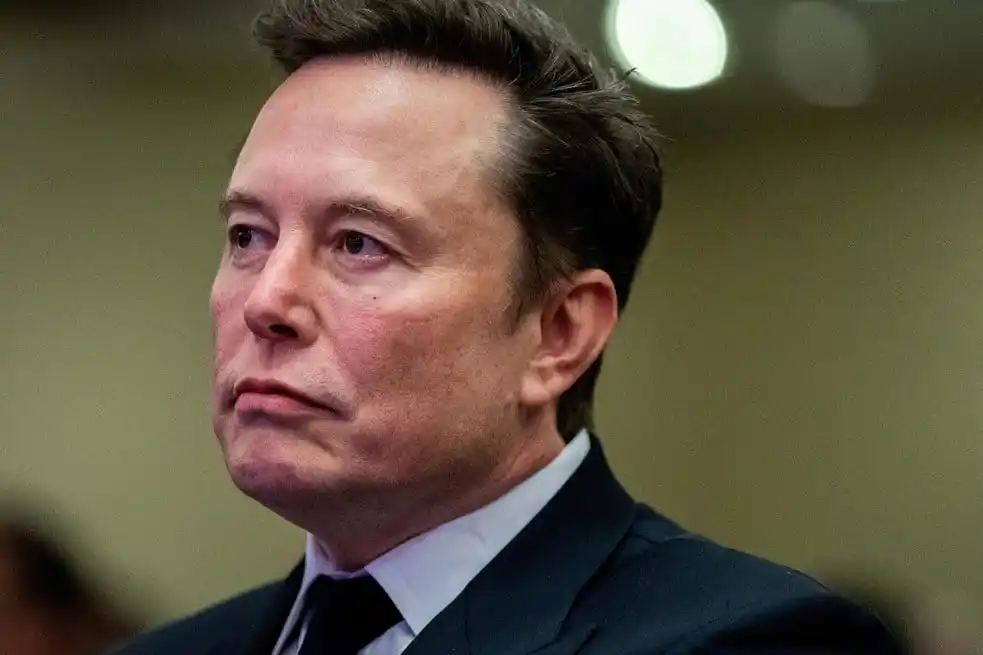 Las profesiones que dominarán el mercado en 2025 parecen darle la razón, porque marcan una tendencia tecnológica, social y económica hacia el perfil que asumirá el futuro laboral. Reuters / Allison Robbert