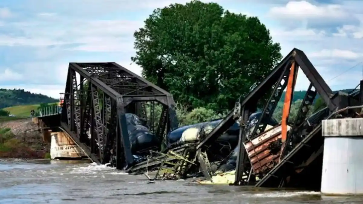 MILES DE EVACUADOS: inundaciones en Medio Oeste de EE.UU. dejan un muerto y un puente caído