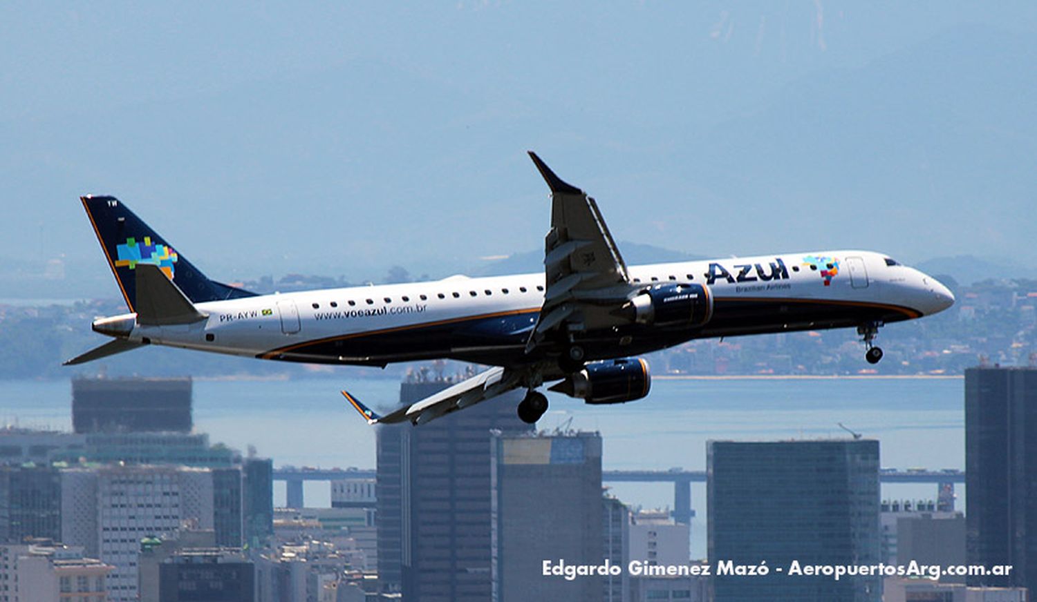 HNA Group adquiere el 23,7% de las acciones de Azul