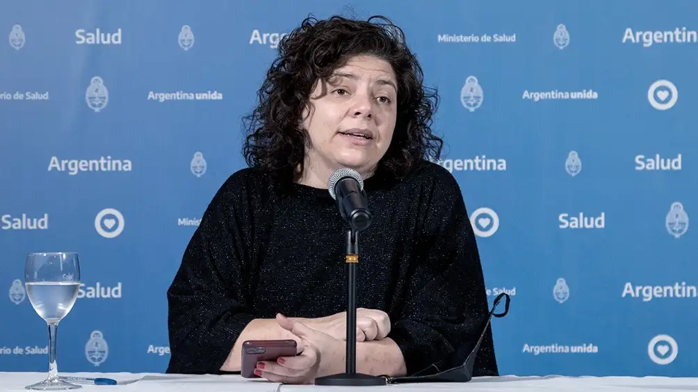 La reducción de vuelos busca minimizar la transmisión de las nuevas variantes del virus