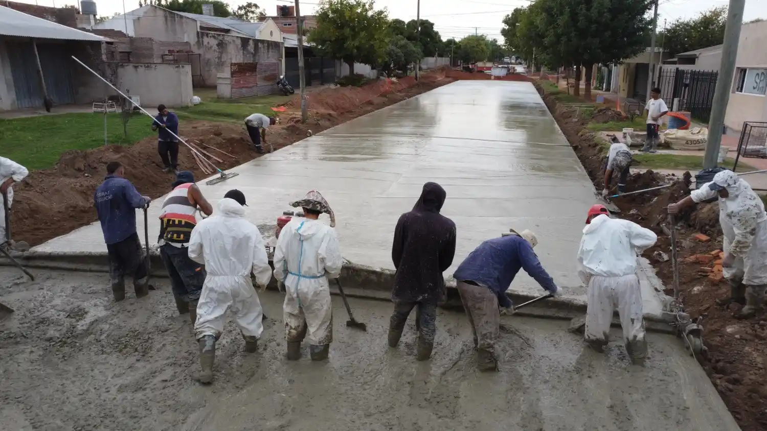 Nueva cuadra de pavimento.