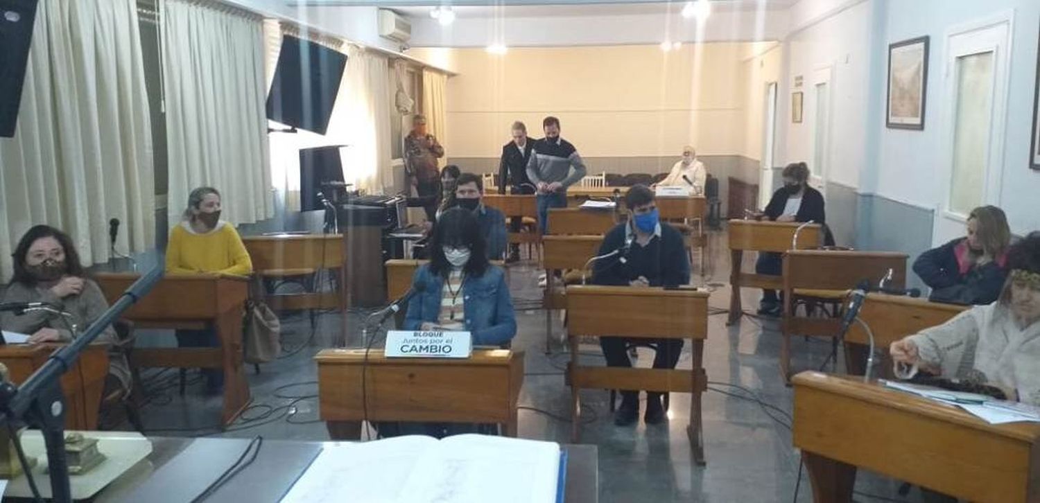 Insólita "burrada" sin grieta en Arrecifes: Casi sin leerlo, el Concejo adhirió a un proyecto provincial ¡de Santa Fe!