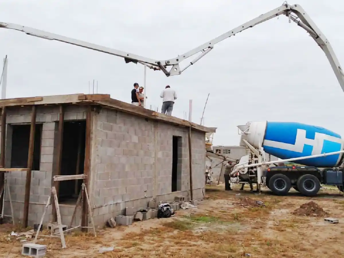 Arroyito: el 80% de las viviendas que construye el municipio están techadas   