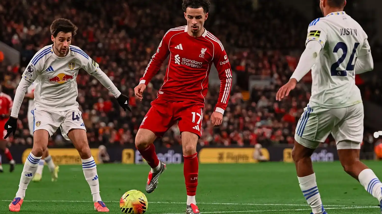 Liverpool no pudo con Leeds.