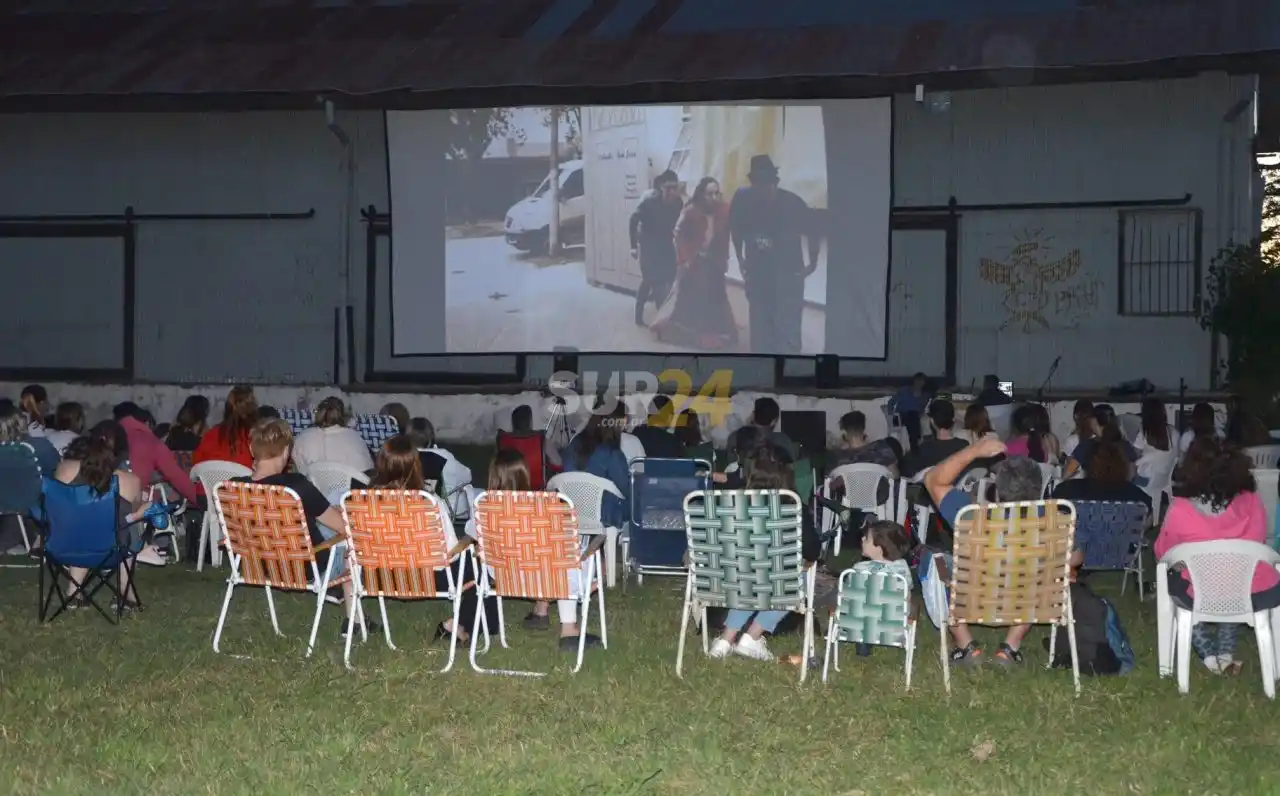Villa Cañás: segunda edición del Festival de Cortos y cine al aire libre