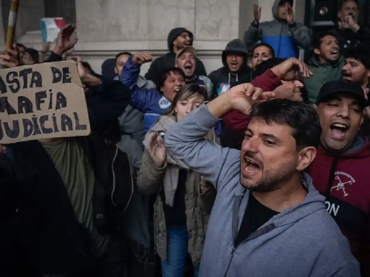 "Fuera la Corte golpista": Grabois y Kicillof se sumaron al acto contra "la proscripción" de Cristina