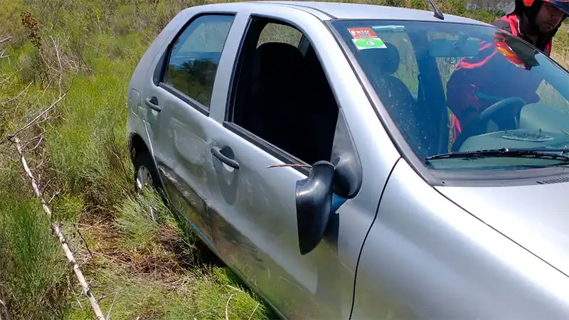 Un auto despistó sobre la ruta 39 al ser rozado por una camioneta