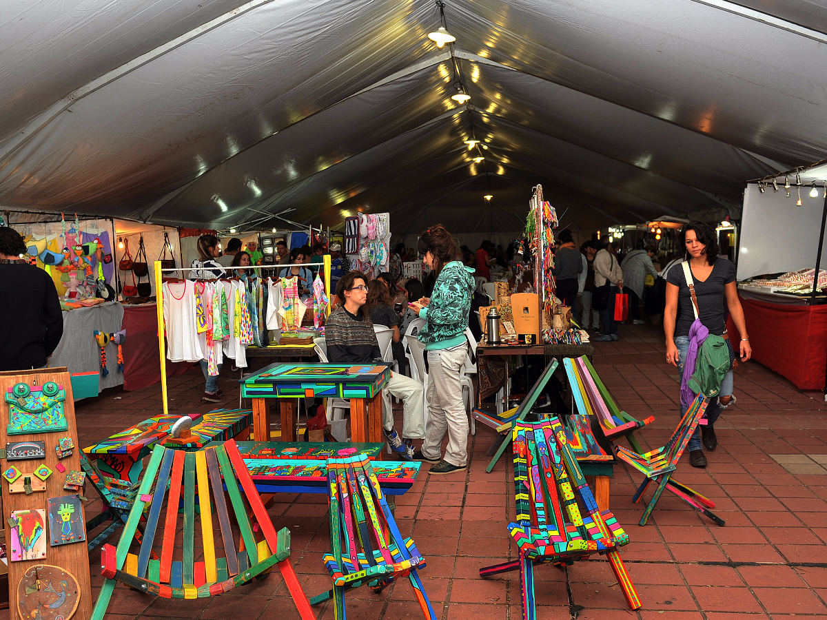 Se viene una nueva edición  de la Feria Solidaria de los  Artesanos 