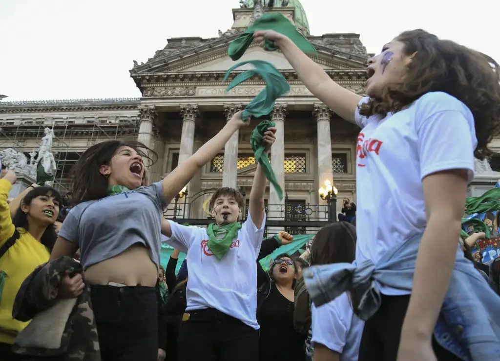 La "marea verde" apoyó la presentación en el Congreso de la ley del aborto legal