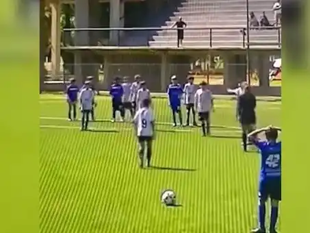 Por la Liga Deportiva (LIDE) de fútbol infantil fue suspendido un partido en el Club Hebraica luego de expresiones antisemitas pronunciadas por un niño del Club Mitre.