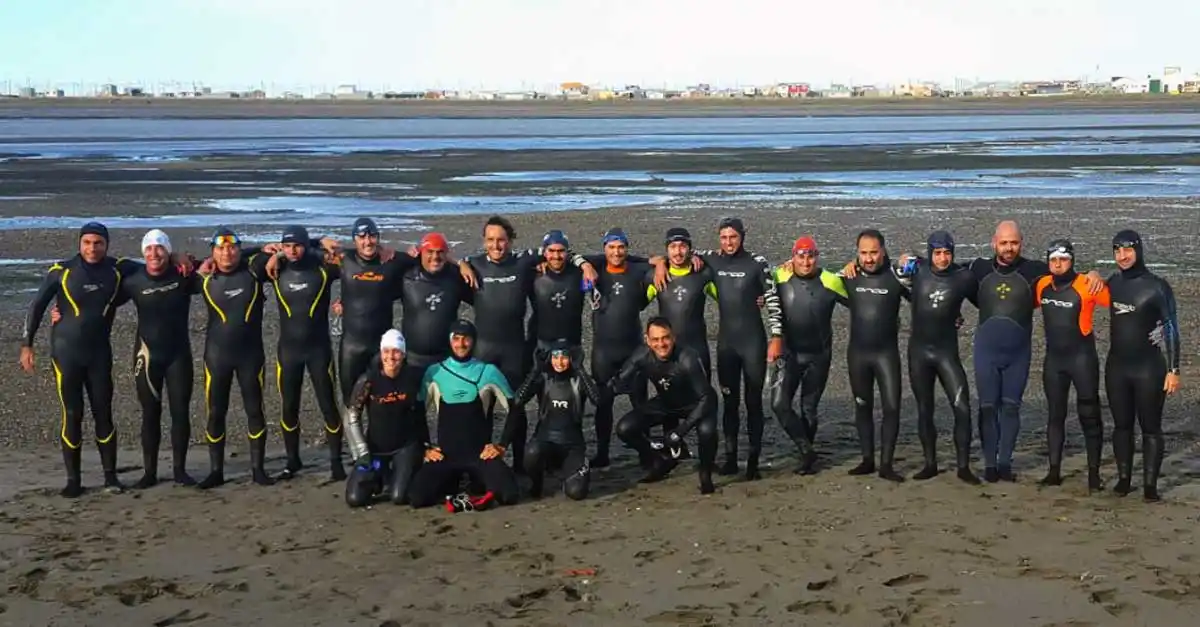 Marplatenses realizaron “Cruce por la Identidad” por la causa Malvinas