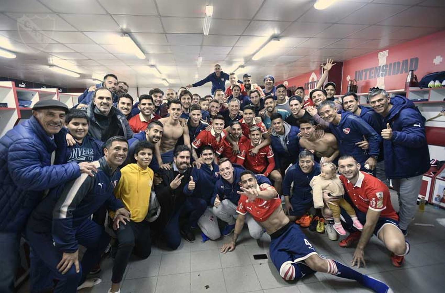 Independiente ganó cómodo y abrochó su pase a octavos