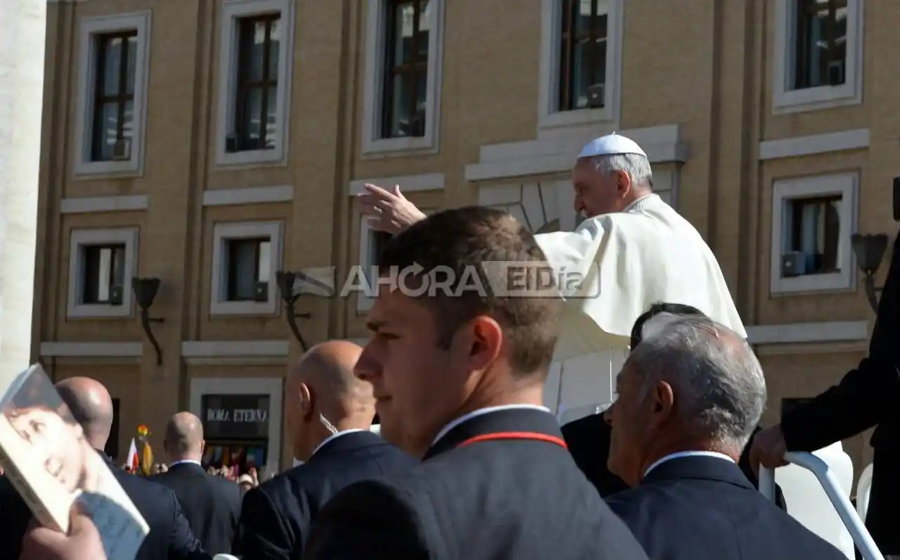 La historia del libro de la autora entrerriana que llegó a las manos del Papa Francisco