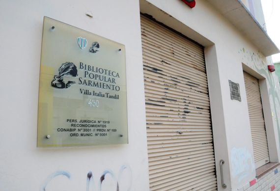 Cuál es la oferta de actividades de la Biblioteca Popular “Sarmiento”
