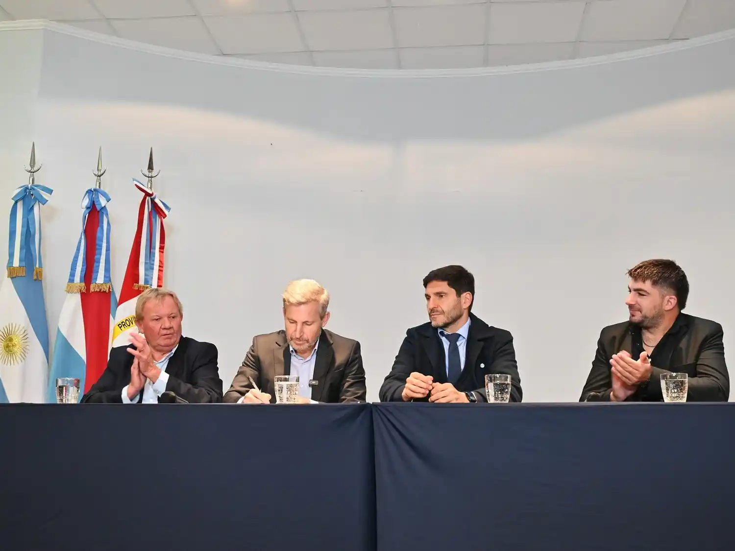 Frigerio y Pullaro firmaron un acuerdo de hermandad y coincidieron: "La salida de Argentina es la regionalización"