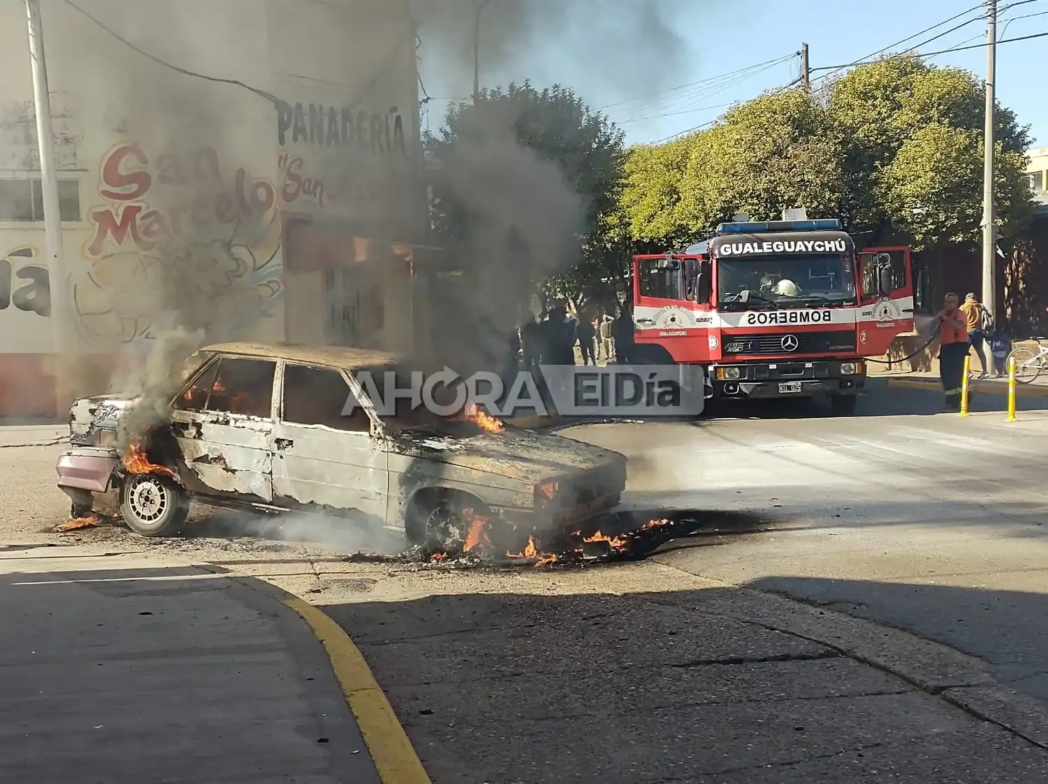 "Es una ironía del destino": el insólito dato detrás del incendio frente al Hospital Centenario