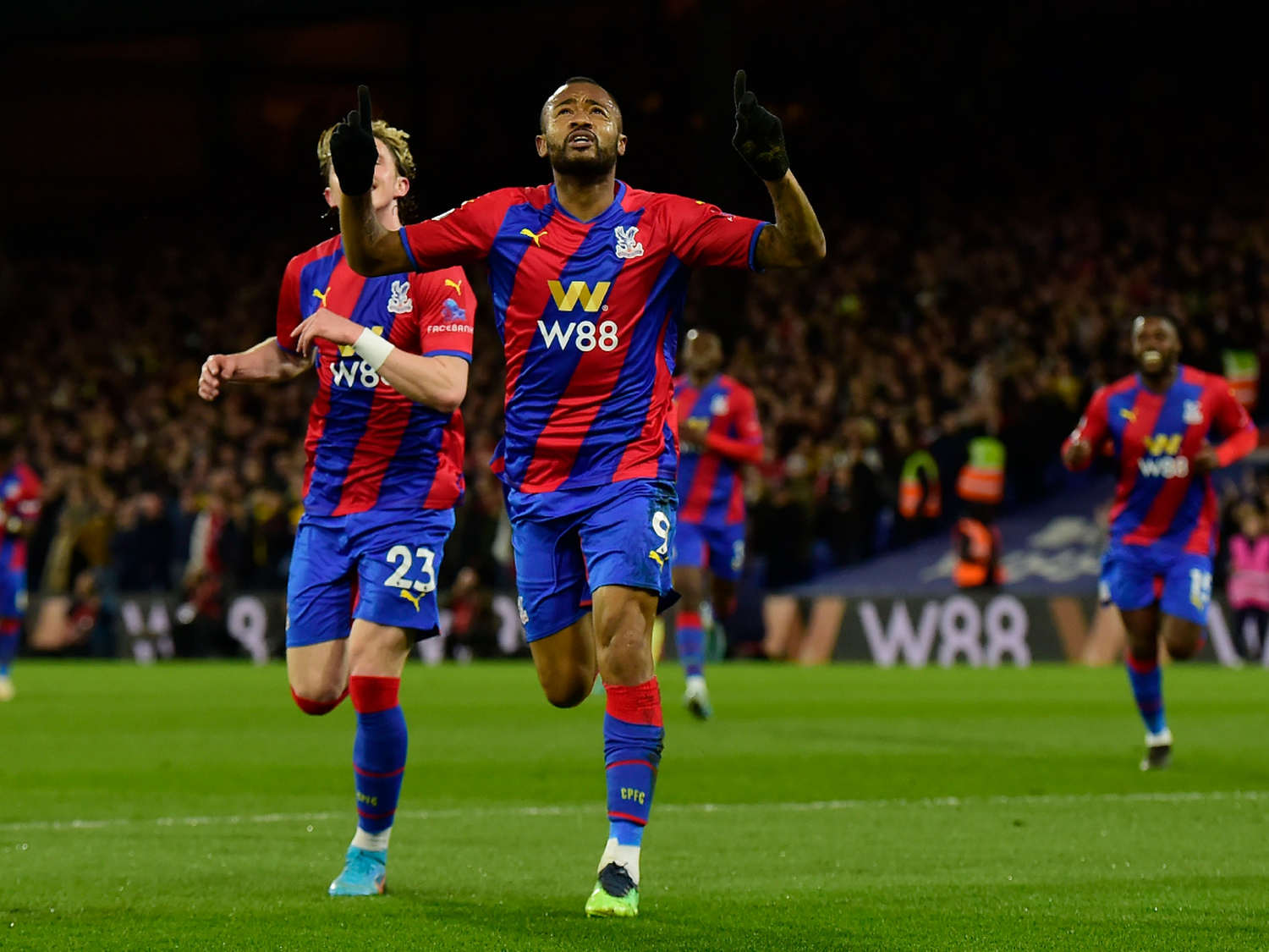 Crystal Palace sorprendió a Arsenal